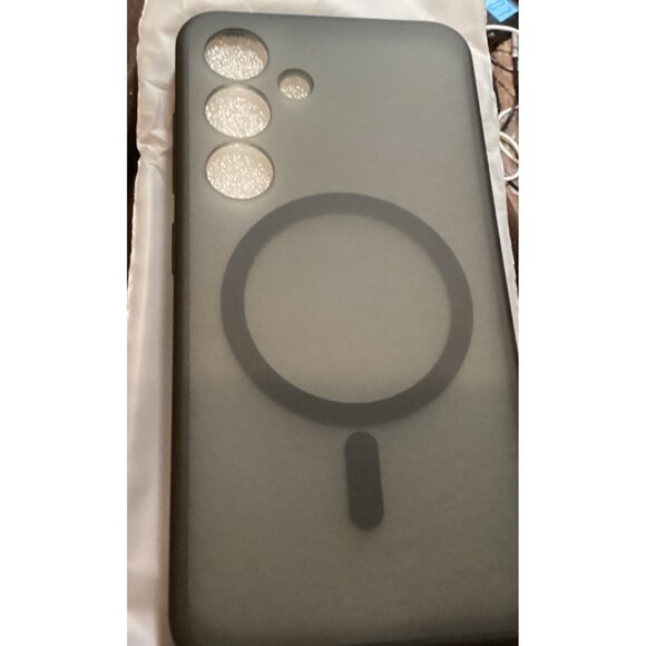 Elepik Magnetic Samsung Galaxy S24 Case Durable & Minimalist Design Black READ - Picture 1 of 4